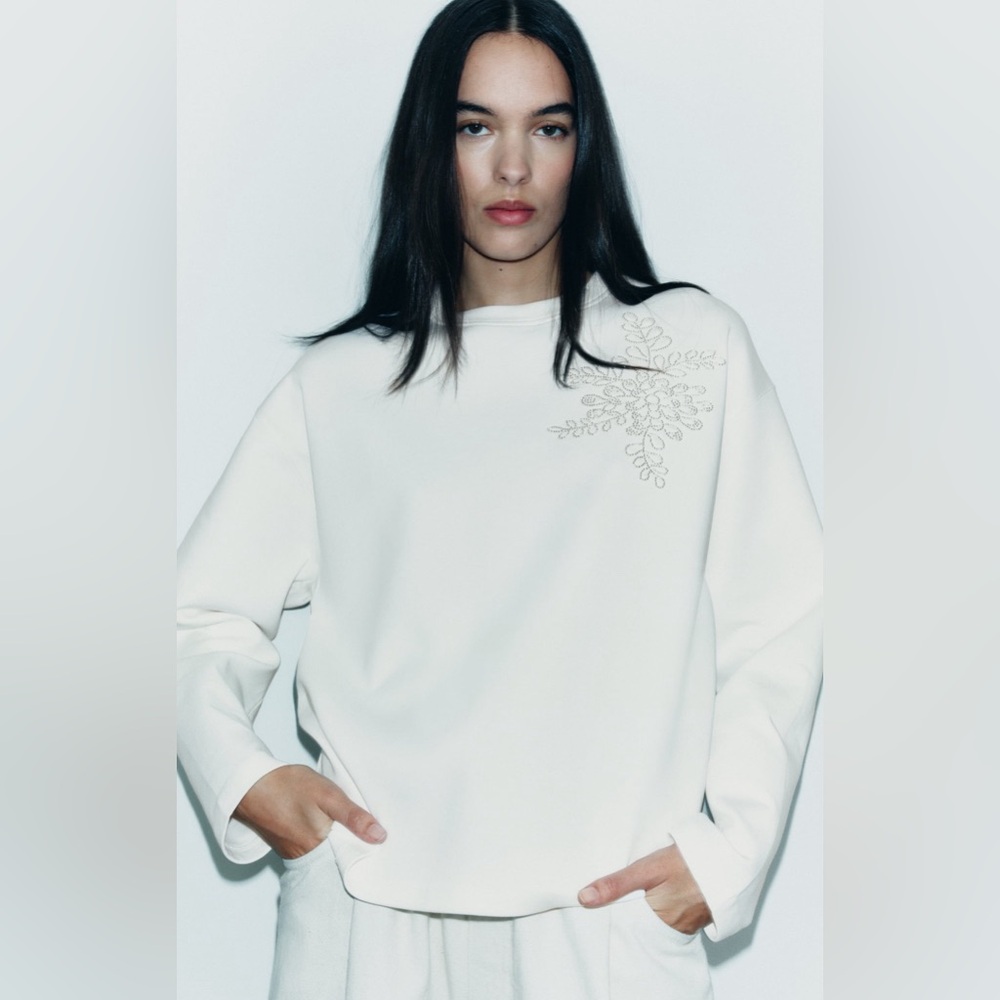 Zara Jewel Sweatshirt